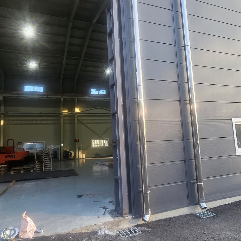 화성 장안면 레이저 가공 공장 출입문